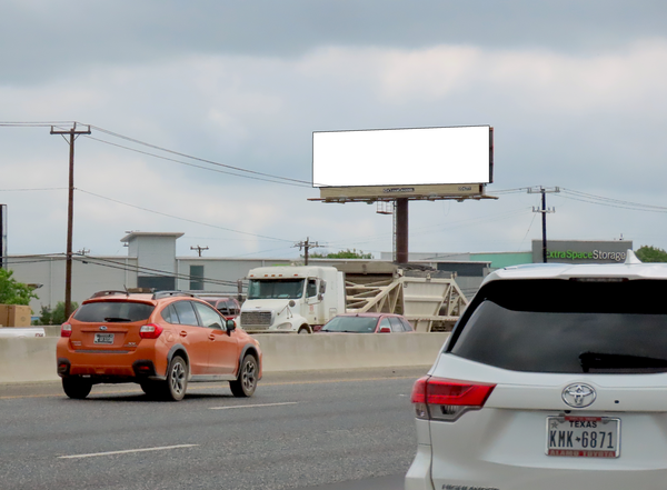 I-35 N WS 0.2mi S/O Judson F/S - 1
