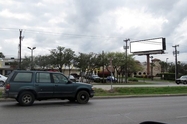 Bandera WS 750ft S/O Loop 1604 F/S - 1