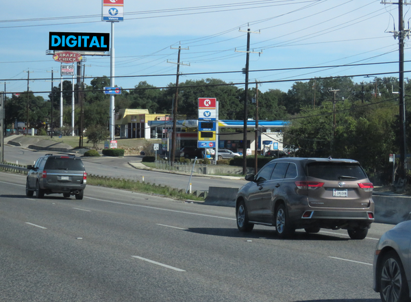 US 281 N ES 0.2mi N/O Pasa Del Norte F/S - 2