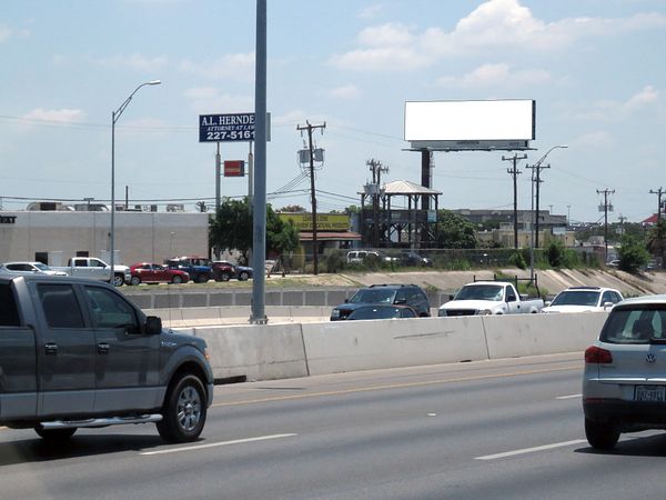 US 281 N ES 0.2mi N/O Isom F/NW - 1