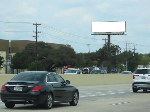 I-10 NW WS 0.4mi N/O Camp Bullis Rd F/S - 1