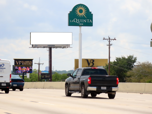 I-10 NW WS 0.3mi S/O Vance Jackson F/N - 2