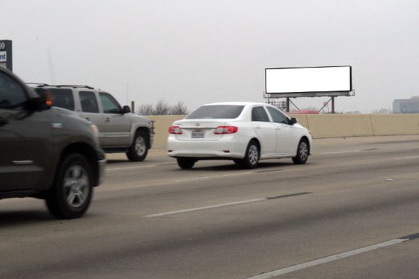 I-10 NW WS 500ft N/O West Av F/S - 1