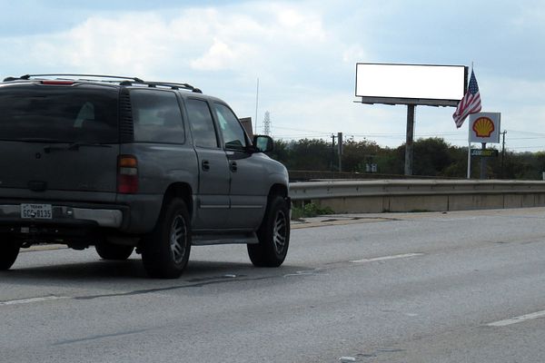I-10 E SS 100ft W/O Pecan Valley F/E - 1
