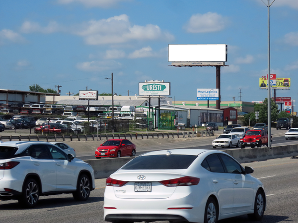 I-35 N ES 0.7mi S/O Weidner F/N - 1