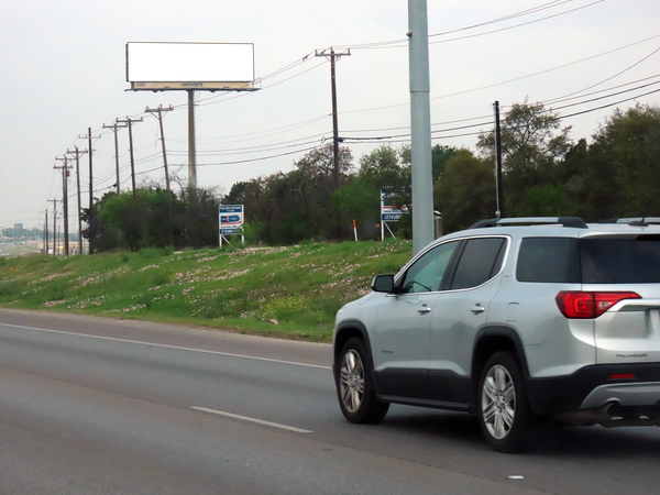 Loop 1604 NS 0.8mi E/O Redland F/E - 2