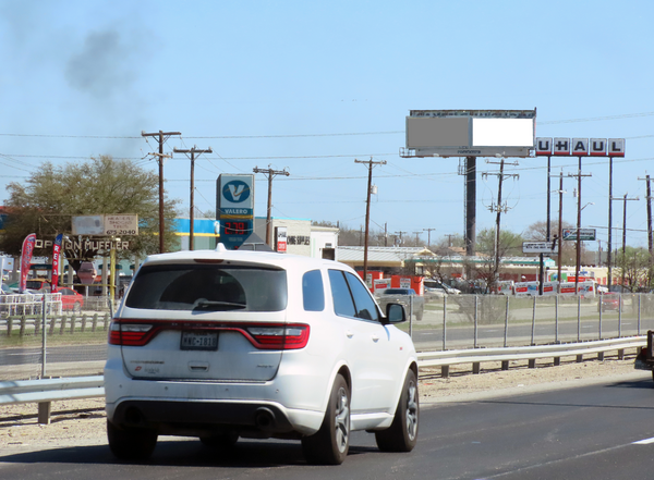 US 90 NS 0.3mi E/O Loop 410 F/W - 2