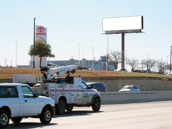I-35 N ES 0.4mi S/O Judson F/N - 1