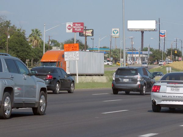 I-35 N NS 0.1mi E/O New Braunfels F/W - 1