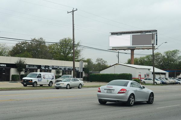 Military SW SS 800ft E/O New Laredo Hwy F/E - 2