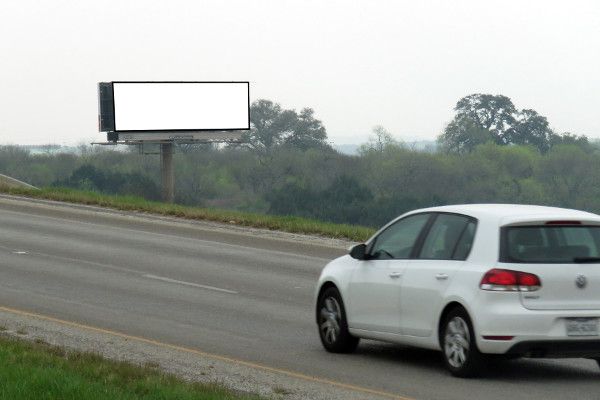 Loop 1604 NS 0.5mi E/O Nacogdoches F/E - 2
