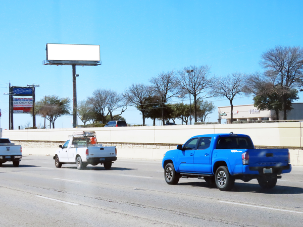 Loop 410 WS 0.5mi N/O Ingram F/N - 2