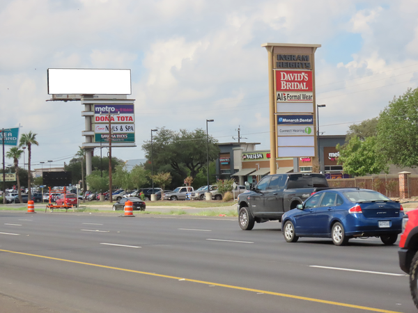 Loop 410 WS 0.7mi N/O Ingram F/N - 2