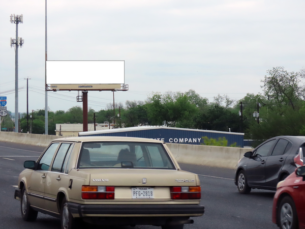 I-10 NW ES 600ft S/O Fredericksburg F/S - 2