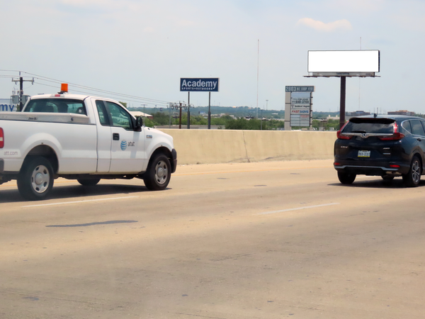 Loop 410 NS 0.2mi E/O Perrin Beitel F/W - 1