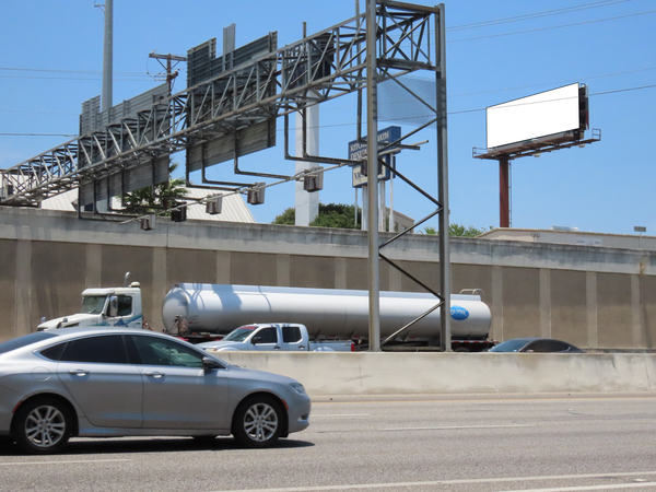 Loop 410 NS 100ft E/O Cherry Ridge F/W - 1