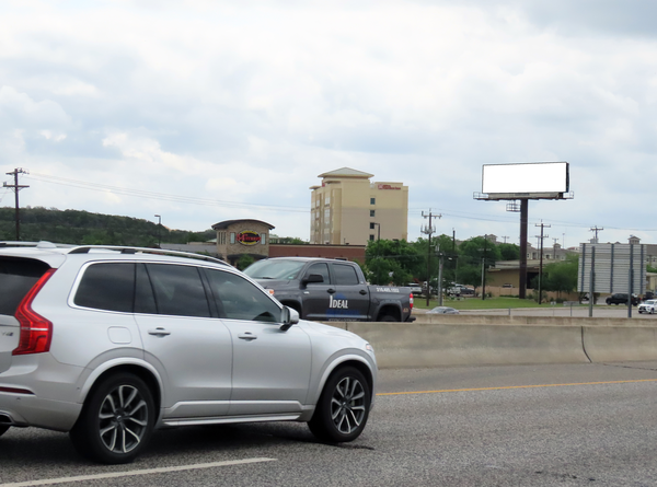 I-10 NW ES 0.8mi N/O Loop 1604 F/N - 1