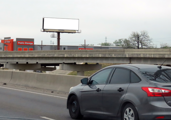 I-35 N SS 0.1mi E/O McAllister Frwy F/W - 2
