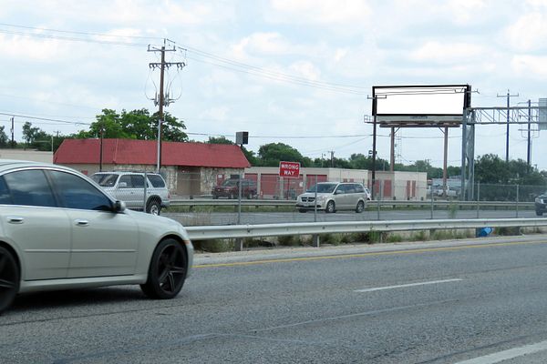 US 90 NS 0.5mi E/O Loop 410 F/W - 1