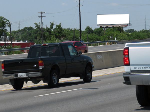 I-10 E SS 0.5mi E/O I-37 F/E - 1