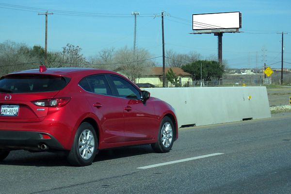 I-10 E NS 1.5mi E/O Foster Rd F/W - 1