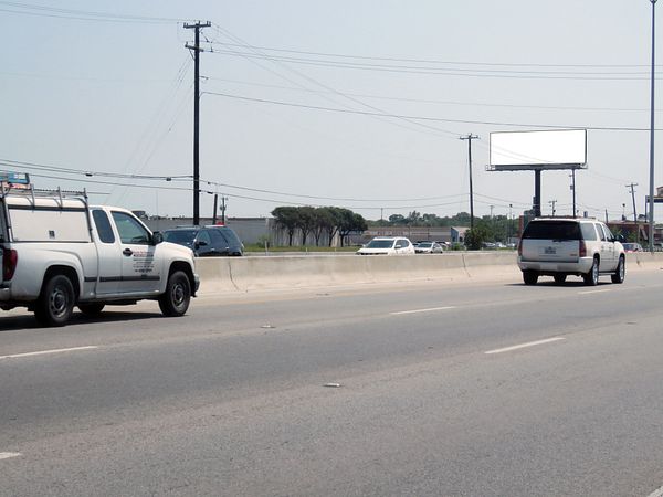 Loop 410 ES 0.3mi N/O Marbach F/N - 1