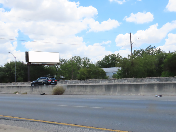 US 90 SS 0.2mi E/O Hwy 151 F/W - 2