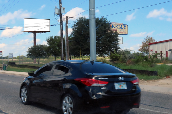 Potranco NS 0.2mi W/O W Military F/E - 2