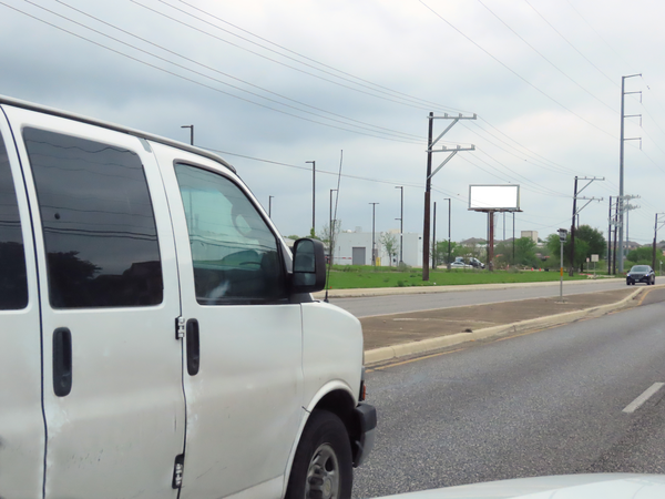 Potranco NS 0.2mi W/O W Military F/W - 1