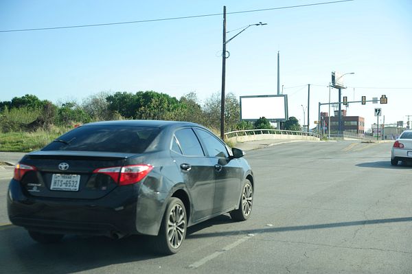 New Braunfels S ES 50ft N/O I-10 E F/N - 1
