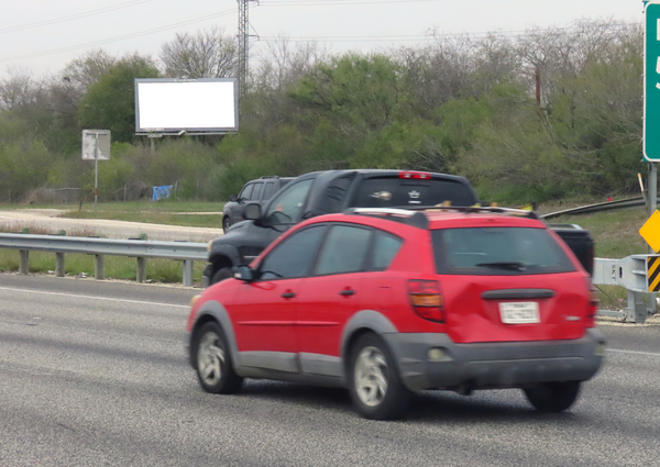 I-10 E NS 0.2mi W/O New Braunfels F/E - 1