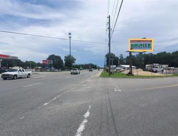 S/S Hwy 20 E/O Pine St F/W