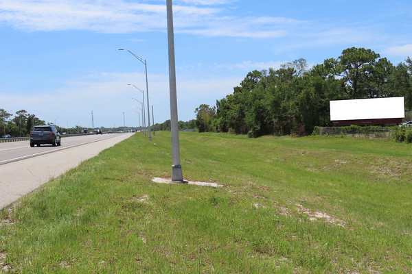 I-95 WS 0.3mi S/O SR 421 F/N - 1
