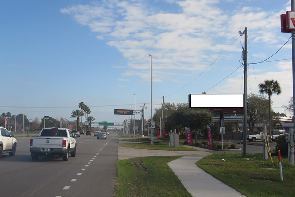 Intl Speedway Blvd SS 0.15mi E/O I-95 F/W - 2