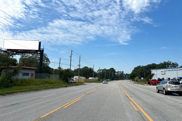 SR 207 SS 0.3mi W/O US 1 F/E - 2