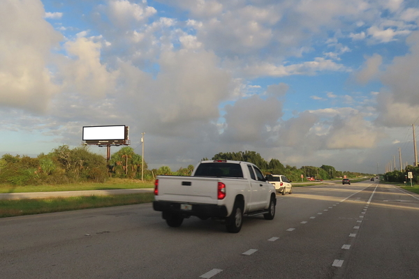 US 1 WS 0.6mi N/O INDRIO RD F/S - 2