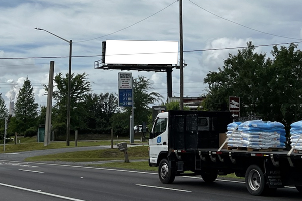 US 17 WS 8.7mi N/O SR 100 F/N - 1