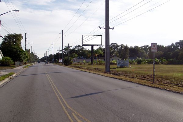 33 ST WS 0.5mi N/O OKEECHOBEE RD F/N - 2