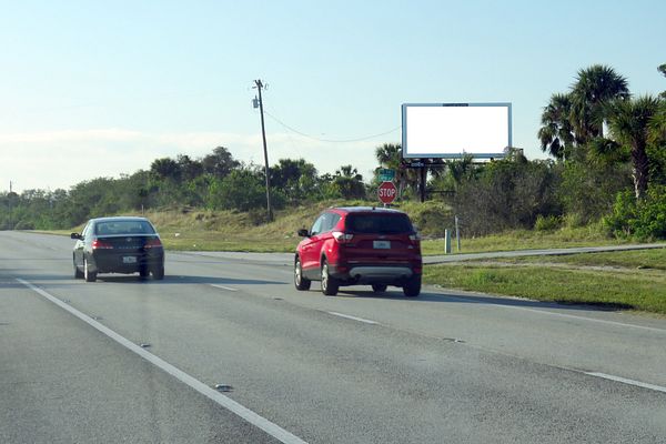 US 1 WS 0.5mi S/O SR 713 F/N - 2