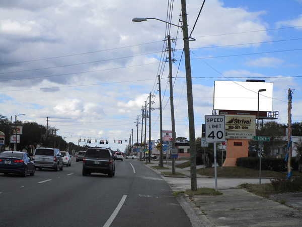 US 441 NS 300ft S/O CO 484/SR 25 F/E - 1