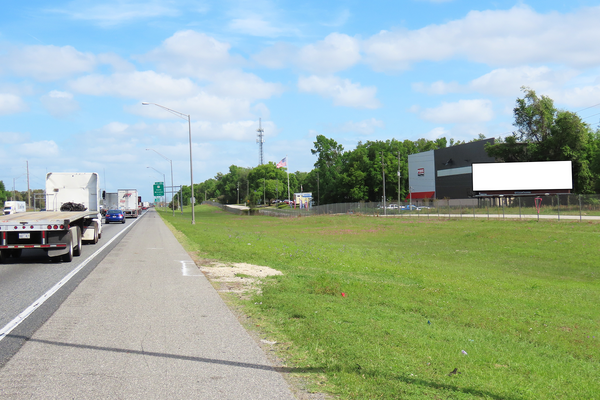 I-75 ES 0.5mi S/O US 27 F/S - 1