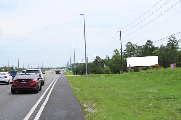 US 19 Commercial Way ES 1.2mi S/O SR 50 F/S - 1