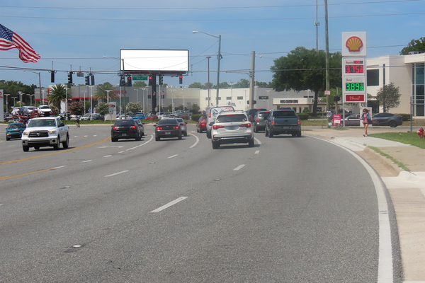 SR 200 College Rd NS 0.8mi W/O US 441 F/NE - 1
