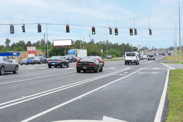 US 19 Commercial Way ES 0.9mi S/O SR 50 F/NE - 2