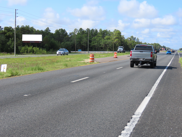 US 19 Commercial Way ES 4.2mi N/O SR 50 F/N - 2