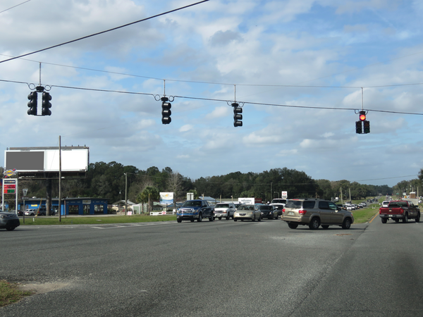 US 441/301/27 WS 200ft N/O SE 95th St F/SE - 2