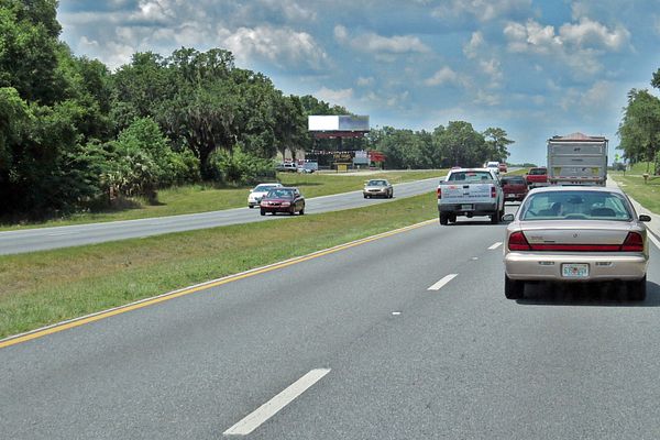 US 441/301/27 WS 0.2mi S/O SE 95th St F/S - 2