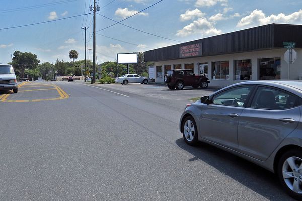 CO 25 SE 110th St SS 100ft W/O SR 35 F/SW - 1