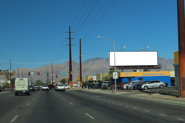 Alvernon ES 150ft S/O 29th St F/S - 2