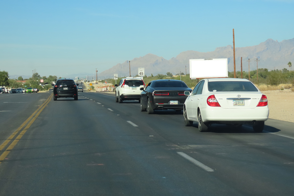 Old Nogales Hwy ES 655ft N/O Valencia F/S - 2